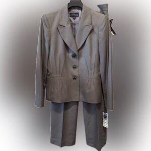 Evan Picone Gray Blazer and Suit Set